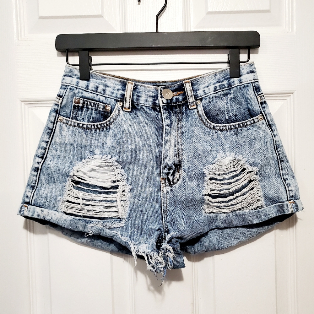 White fox jean shorts